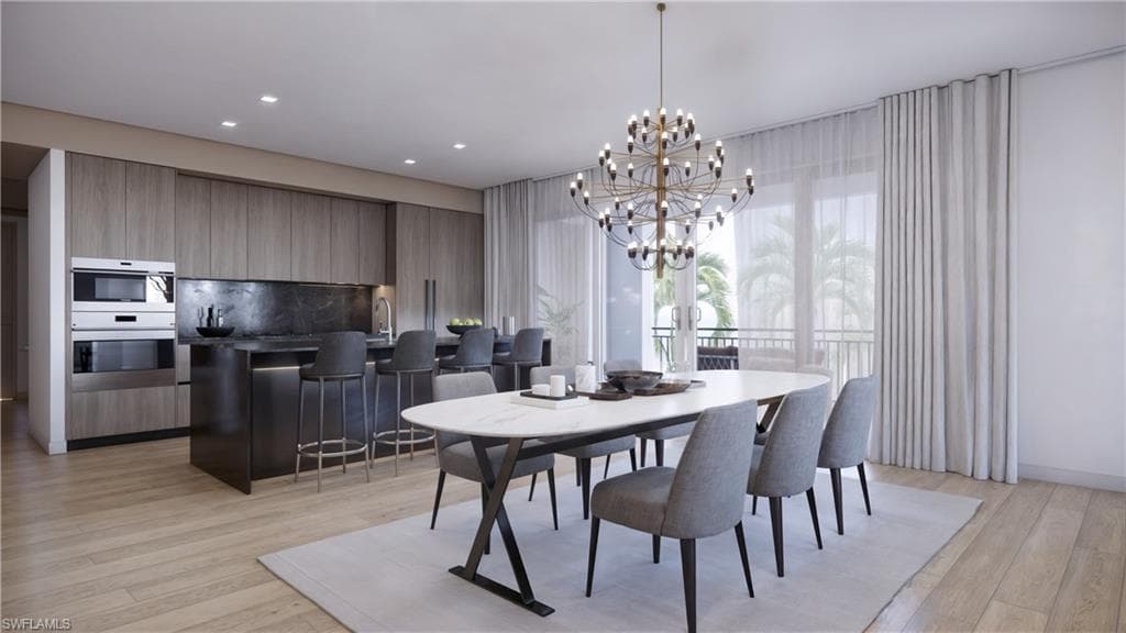 1301 3rd Ave S, Naples, FL 34102-8