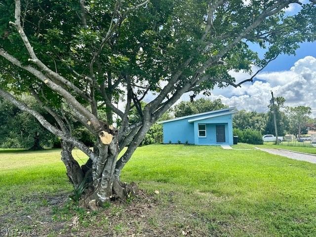 1164 Orange Ave, North Fort Myers, FL 33903-1