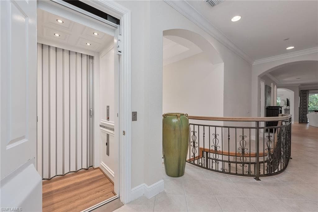 9110 Cascada Way 201, Naples, FL 34114-27