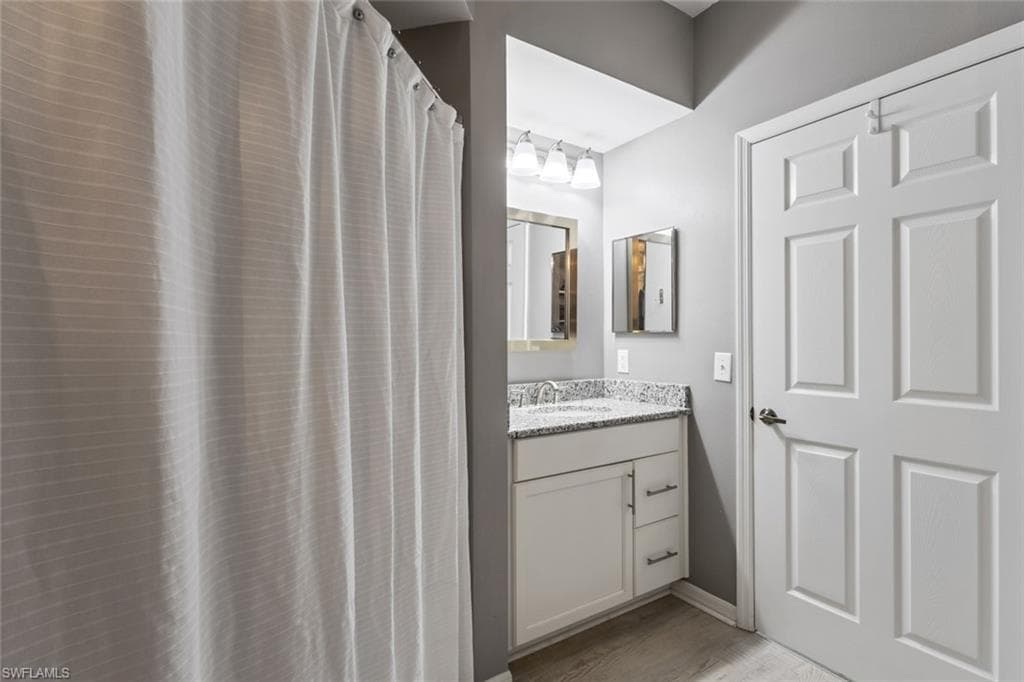 15655 Ocean Walk Cir 310, Fort Myers, FL 33908-20