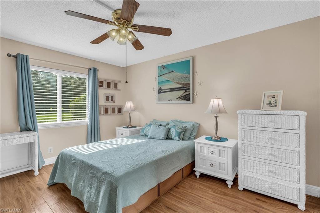4318 27th Ct SW 102, Naples, FL 34116-10