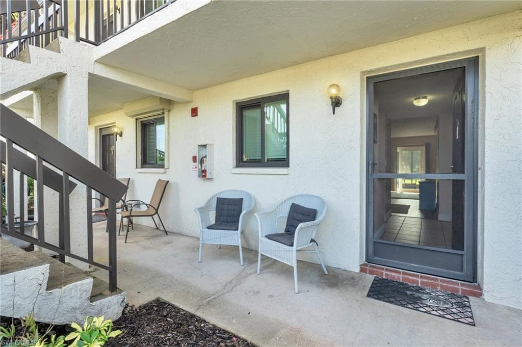 4318 27th Ct SW 102, Naples, FL 34116-16