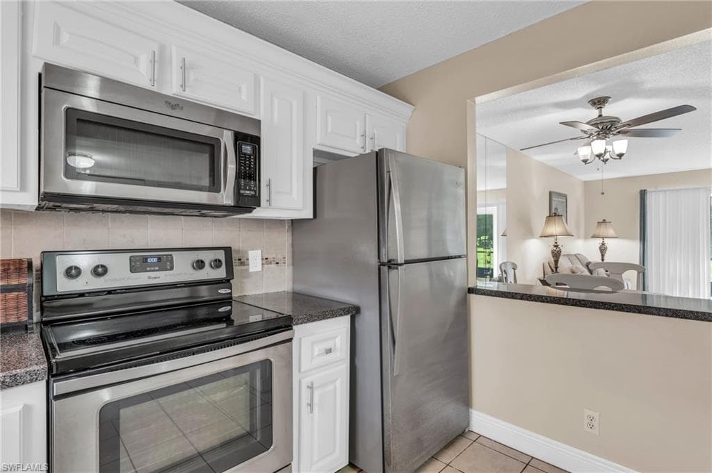 4318 27th Ct SW 102, Naples, FL 34116-5