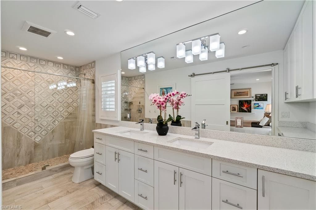 4266 Springs Ln, Bonita Springs, FL 34134-19