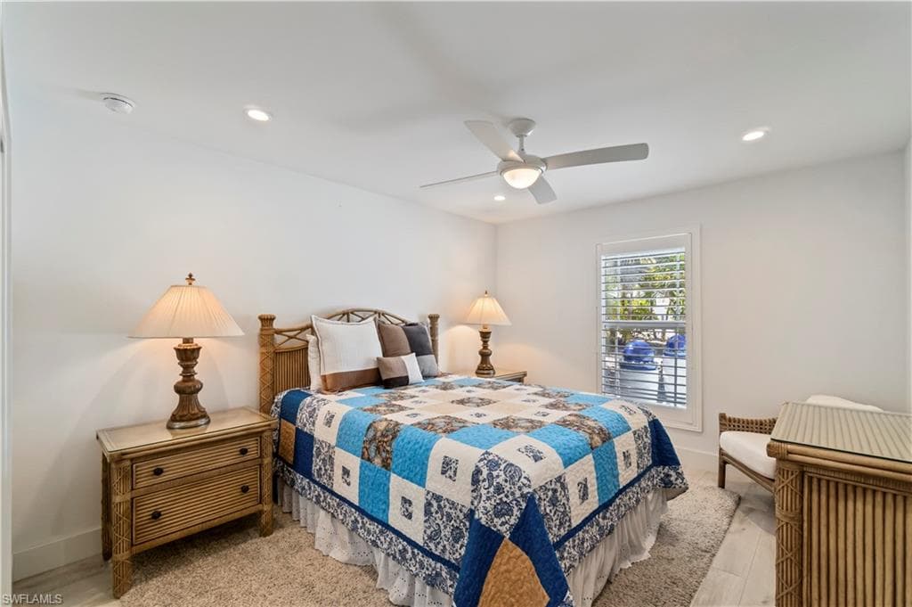 4266 Springs Ln, Bonita Springs, FL 34134-20
