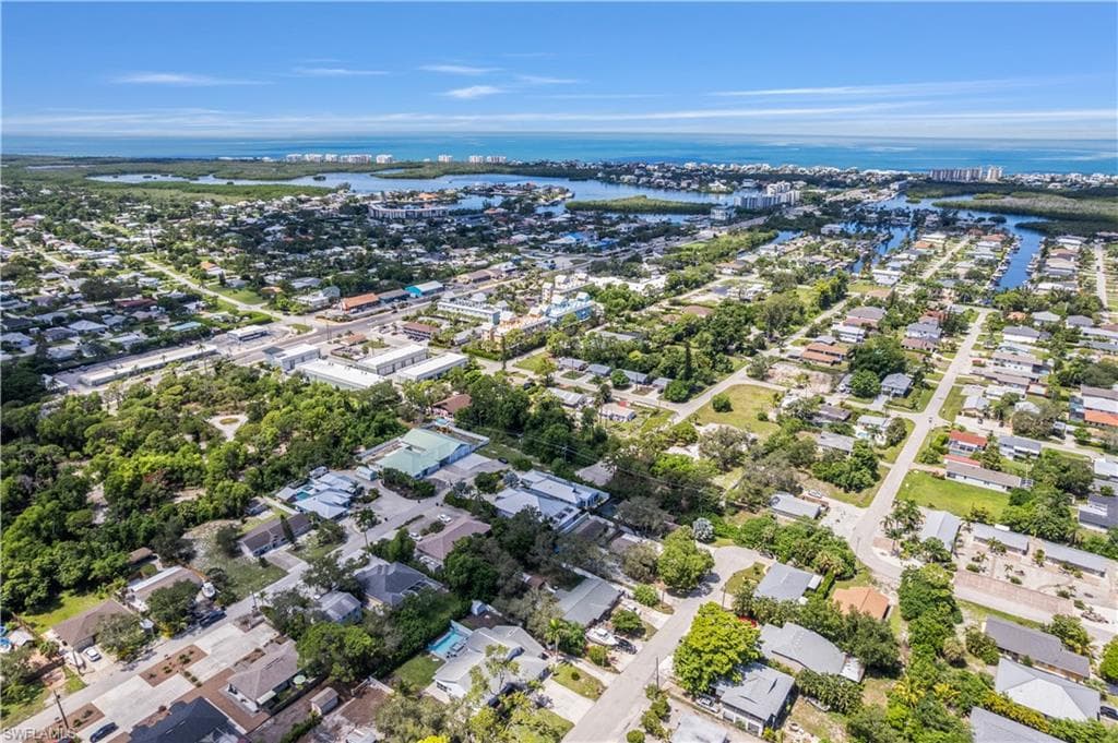 4266 Springs Ln, Bonita Springs, FL 34134-6