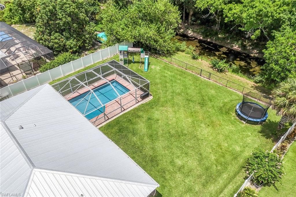 539 Cypress Way E, Naples, FL 34110-27