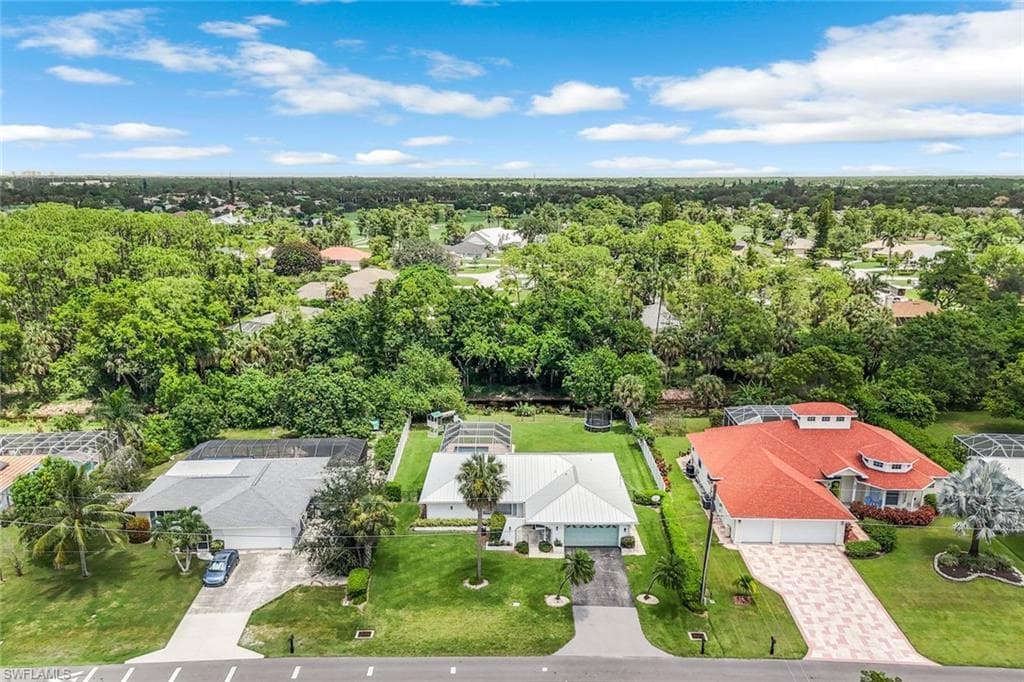 539 Cypress Way E, Naples, FL 34110-38