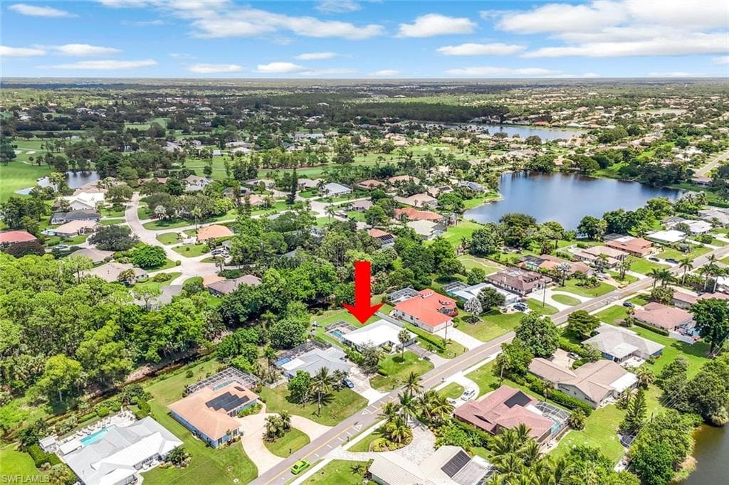 539 Cypress Way E, Naples, FL 34110-39