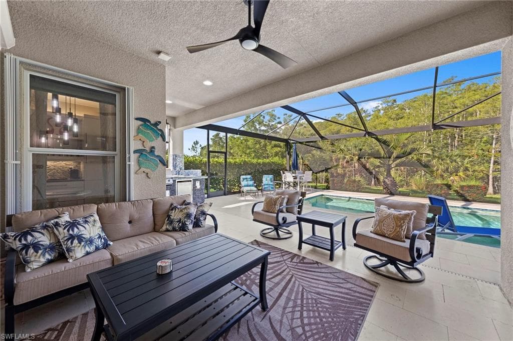 28560 Twain Dr, Bonita Springs, FL 34135-33