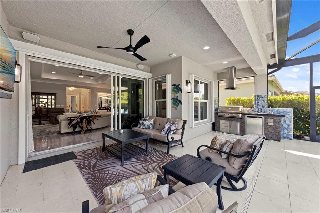 28560 Twain Dr, Bonita Springs, FL 34135-34