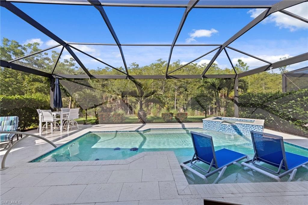 28560 Twain Dr, Bonita Springs, FL 34135-37