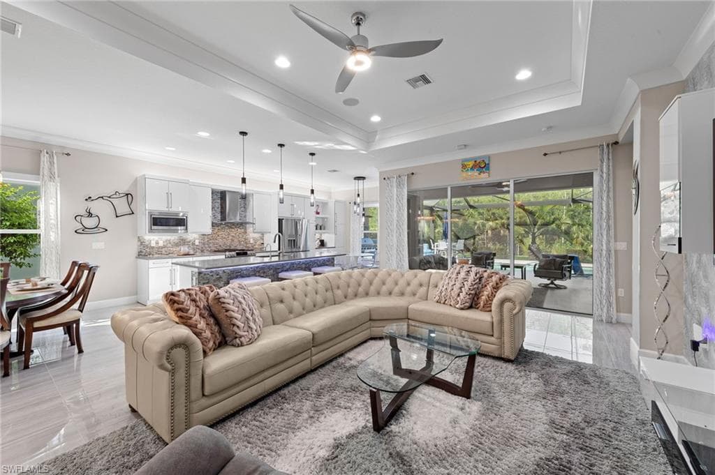 28560 Twain Dr, Bonita Springs, FL 34135-4
