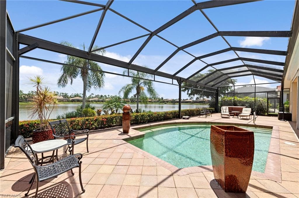 19427 La Serena Dr, Estero, FL 33967-35