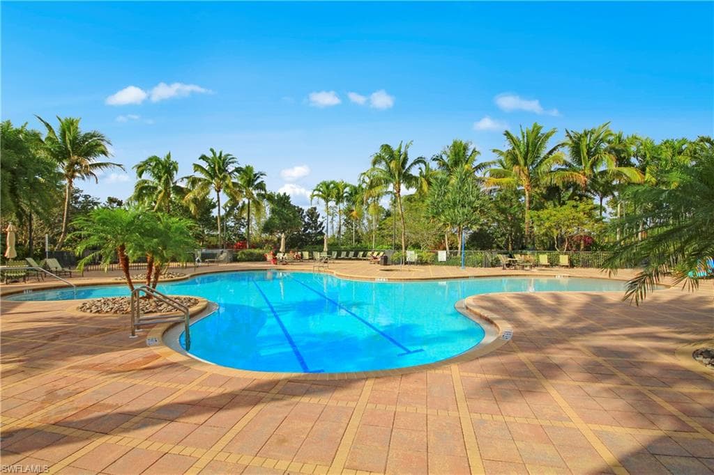 19427 La Serena Dr, Estero, FL 33967-48