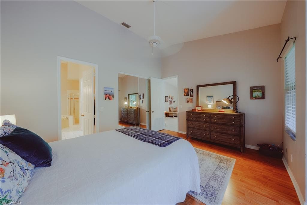 6745 Huntington Lakes Cir 201, Naples, FL 34119-15