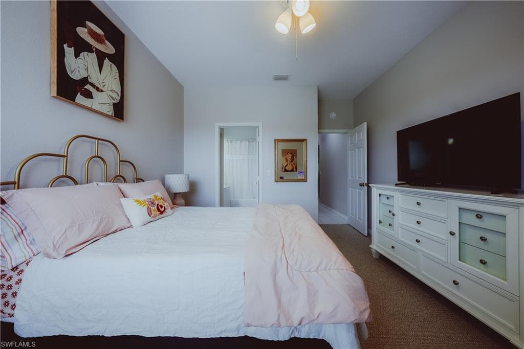 6745 Huntington Lakes Cir 201, Naples, FL 34119-33
