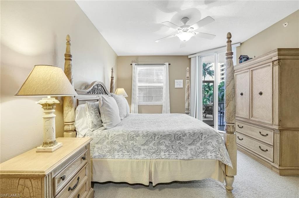 460 Launch Cir 202, Naples, FL 34108-11