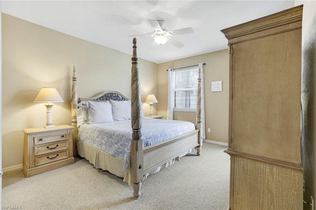 460 Launch Cir 202, Naples, FL 34108-12