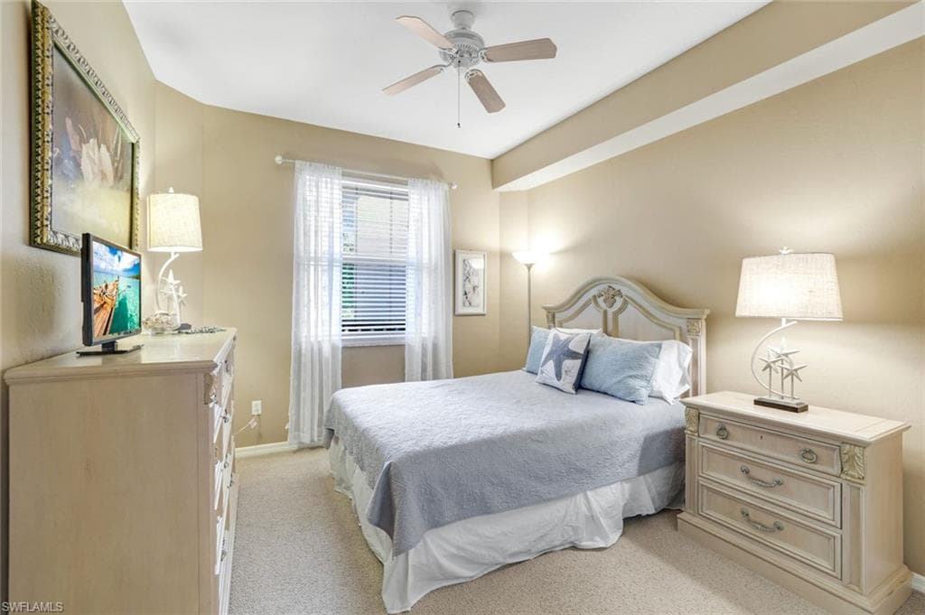 460 Launch Cir 202, Naples, FL 34108-15