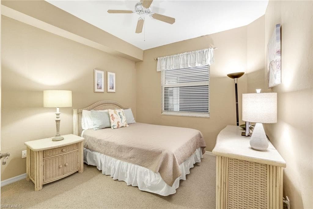 460 Launch Cir 202, Naples, FL 34108-17