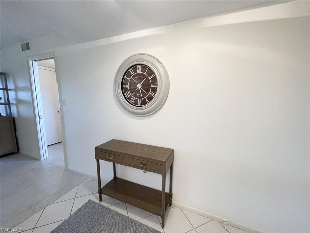 5435 Rattlesnake Hammock Rd 202, Naples, FL 34113-10