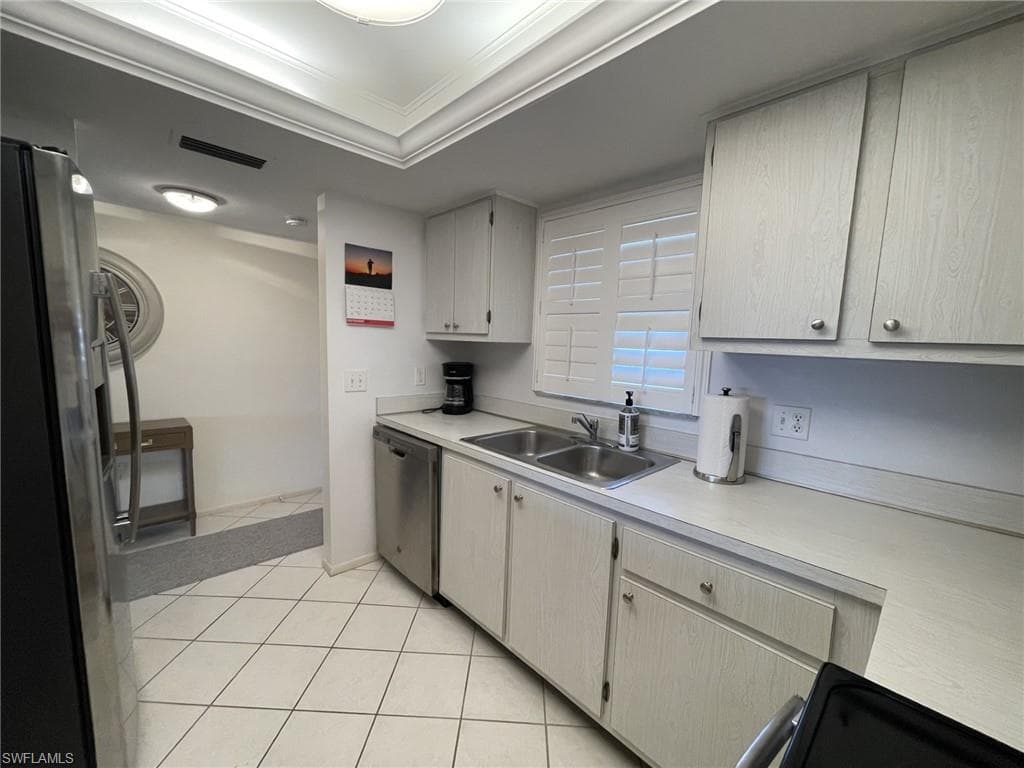 5435 Rattlesnake Hammock Rd 202, Naples, FL 34113-13