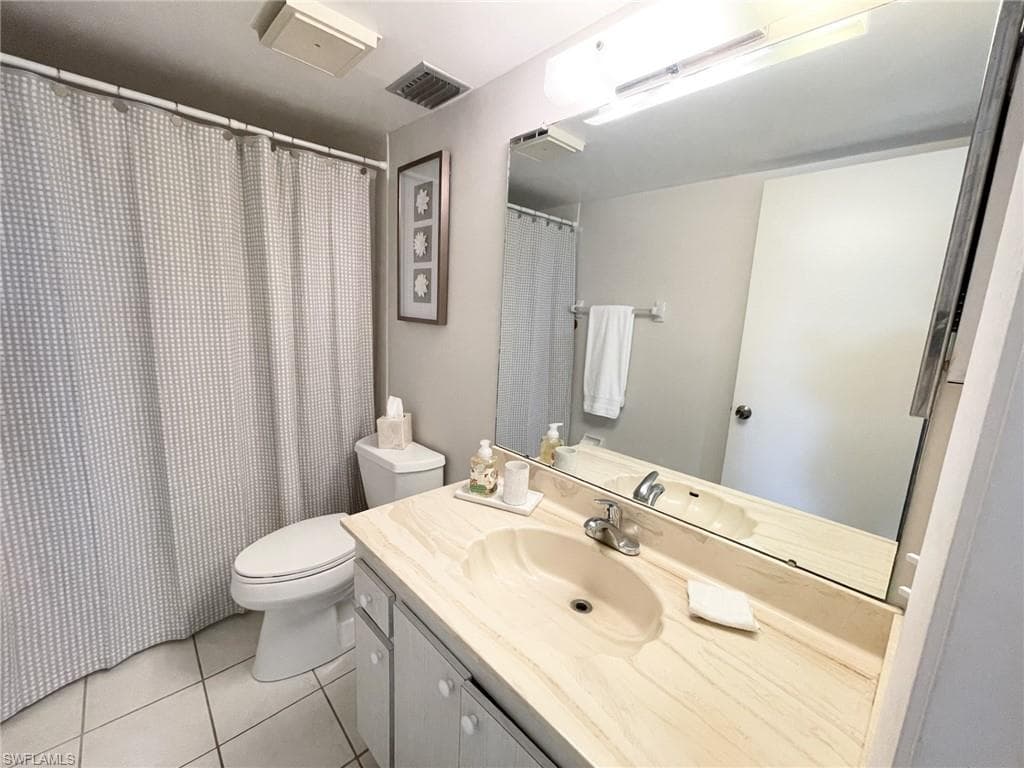 5435 Rattlesnake Hammock Rd 202, Naples, FL 34113-23