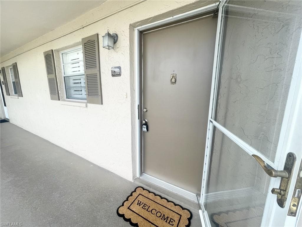 5435 Rattlesnake Hammock Rd 202, Naples, FL 34113-31