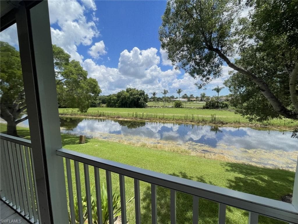 5435 Rattlesnake Hammock Rd 202, Naples, FL 34113-3