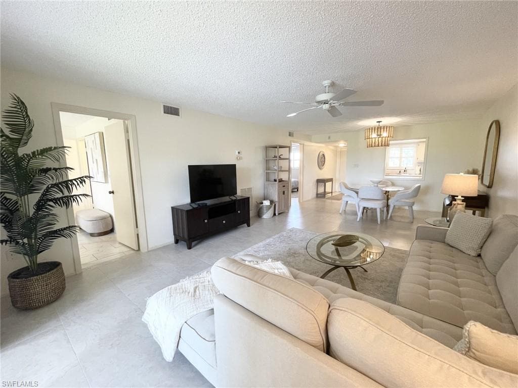 5435 Rattlesnake Hammock Rd 202, Naples, FL 34113-5