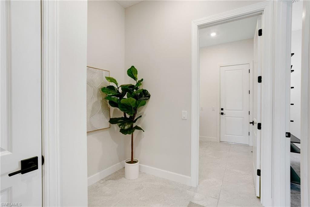 10112 Seaside Way, Bonita Springs, FL 34135-24