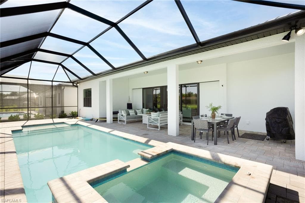 10112 Seaside Way, Bonita Springs, FL 34135-4