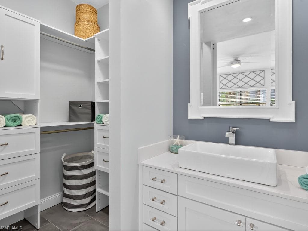 764 Eagle Creek Dr 104, Naples, FL 34113-20