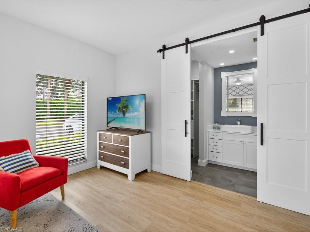 764 Eagle Creek Dr 104, Naples, FL 34113-25