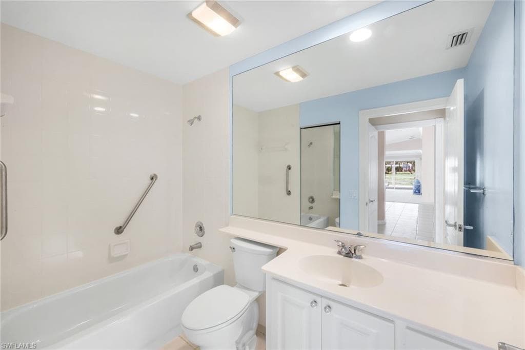 3093 Futuna Ln, Naples, FL 34119-21