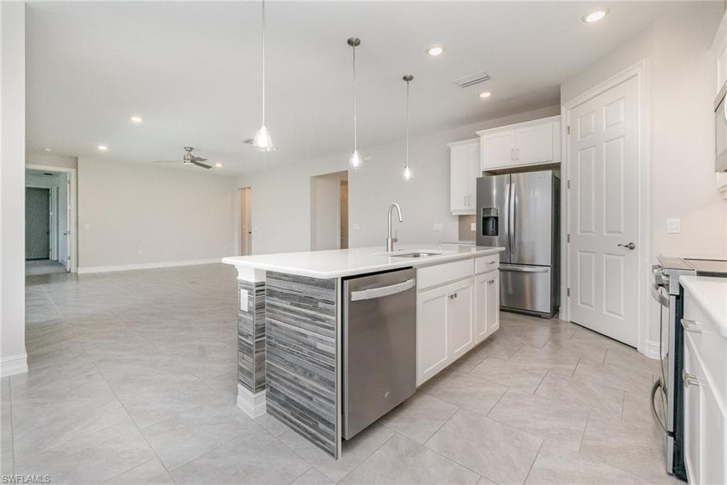 18420 Royal Hammock Blvd, Naples, FL 34114-10