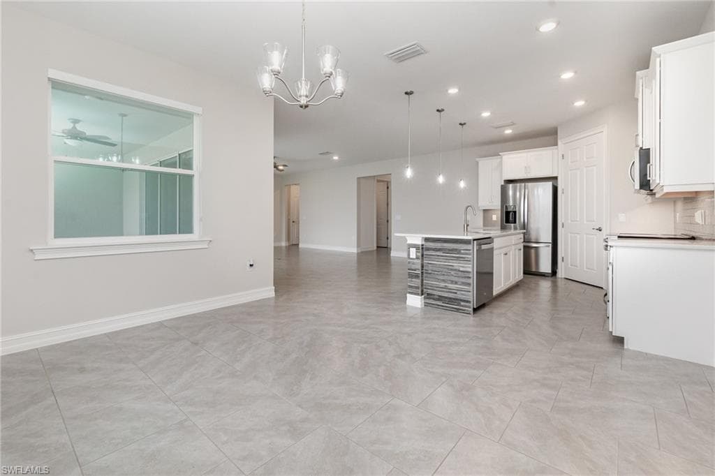 18420 Royal Hammock Blvd, Naples, FL 34114-11