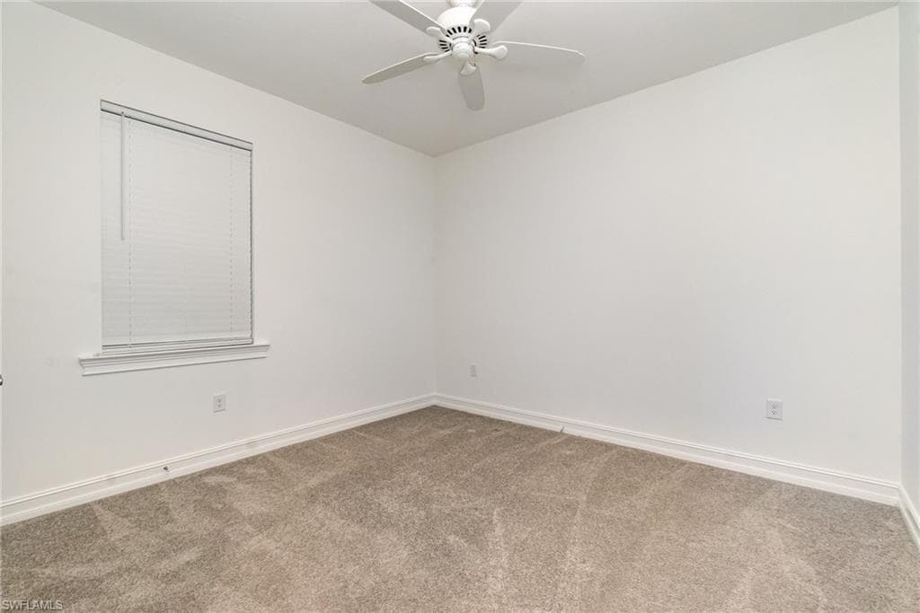 18420 Royal Hammock Blvd, Naples, FL 34114-21