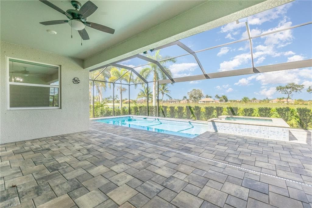 18420 Royal Hammock Blvd, Naples, FL 34114-26