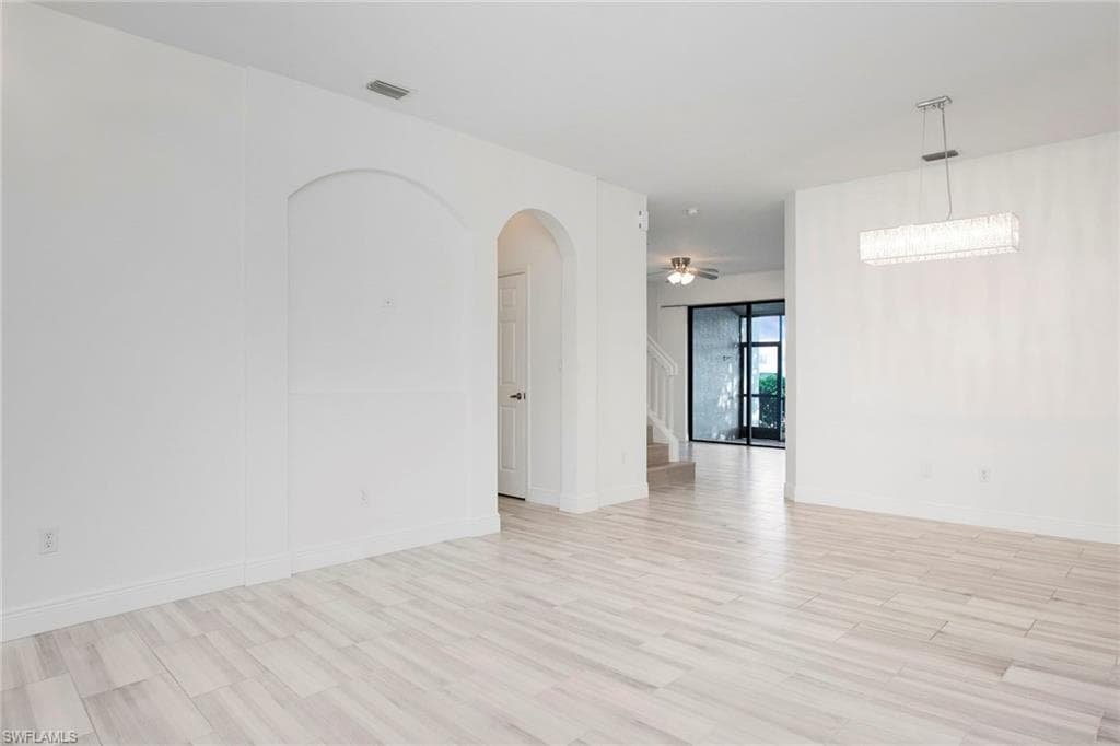 15191 Summit Place Cir, Naples, FL 34119-8