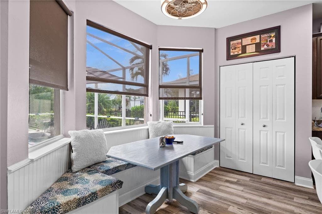 2524 Blackburn Cir, Cape Coral, FL 33991-17