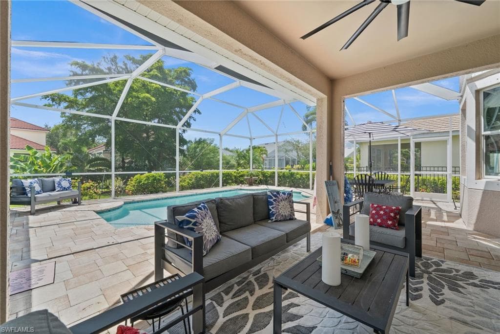 2524 Blackburn Cir, Cape Coral, FL 33991-23