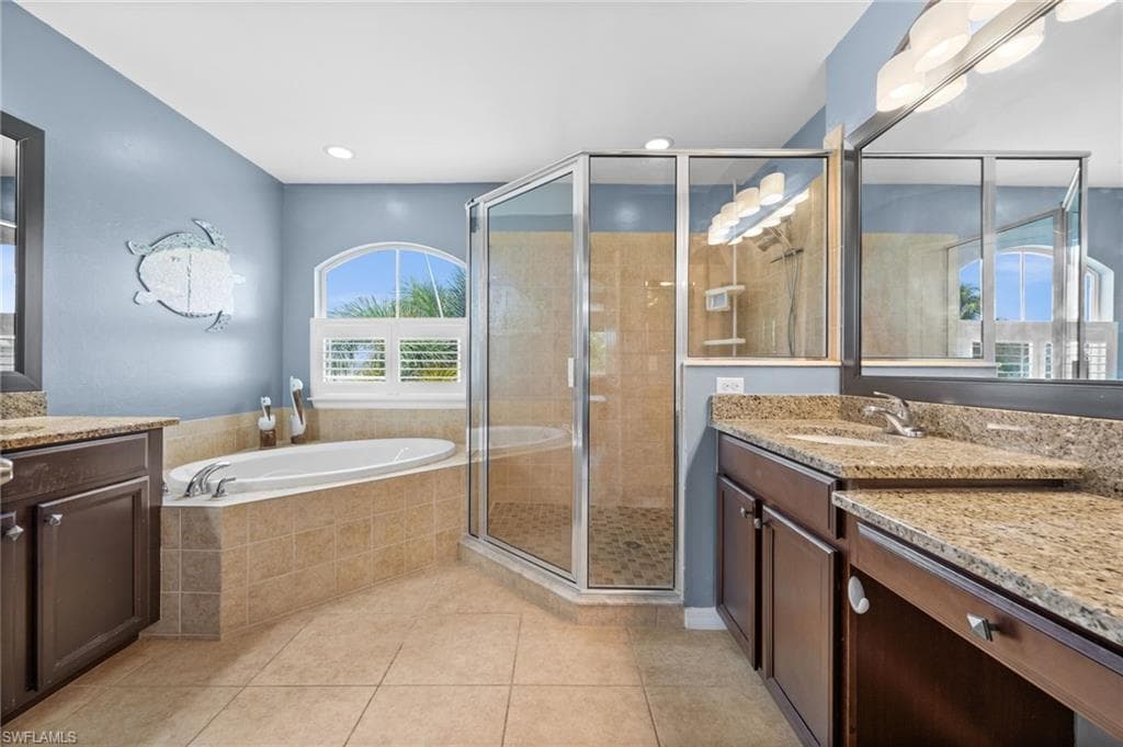 2524 Blackburn Cir, Cape Coral, FL 33991-29
