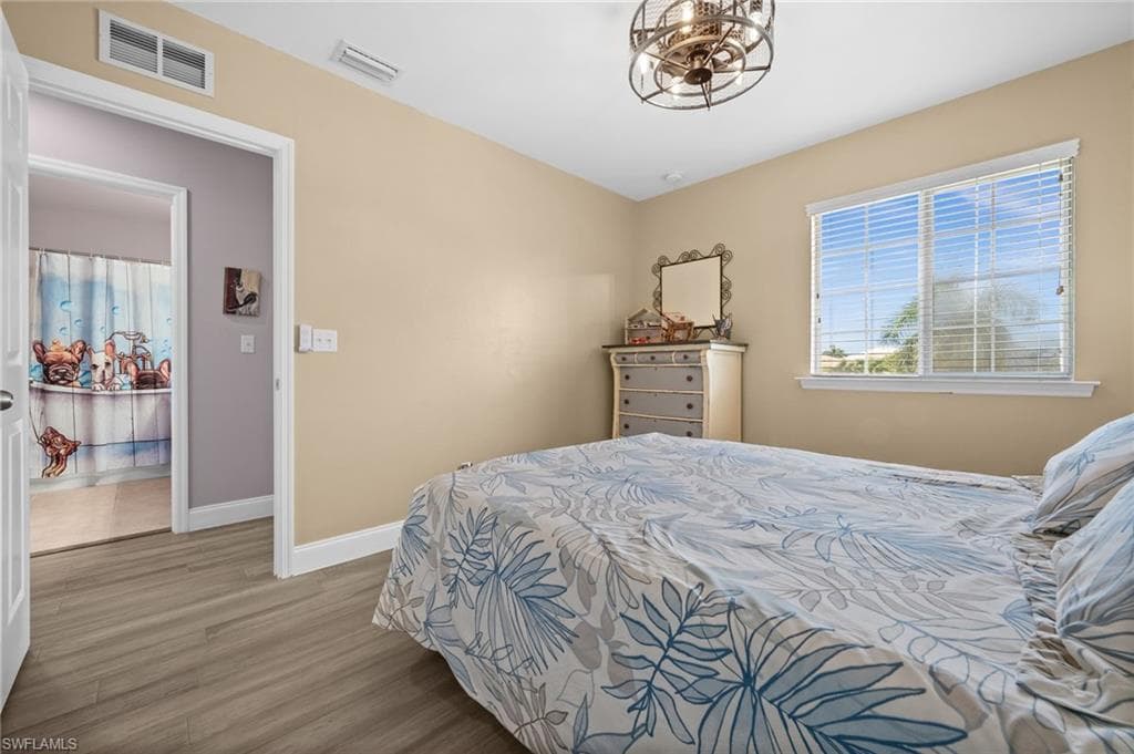 2524 Blackburn Cir, Cape Coral, FL 33991-34