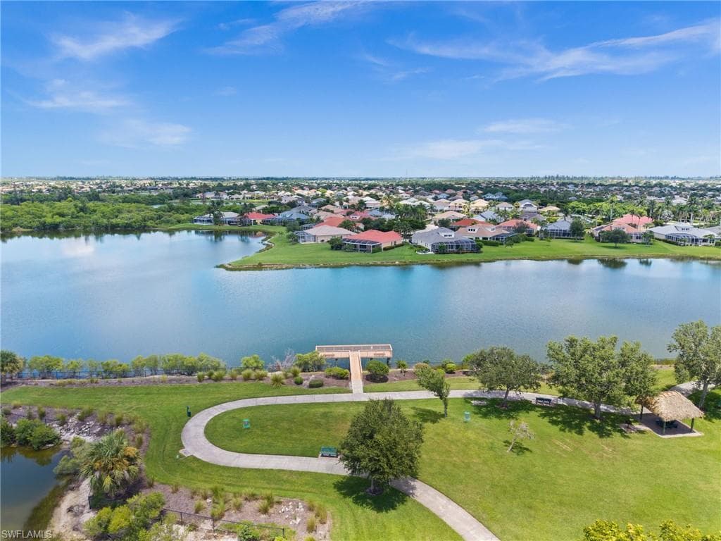 2524 Blackburn Cir, Cape Coral, FL 33991-39