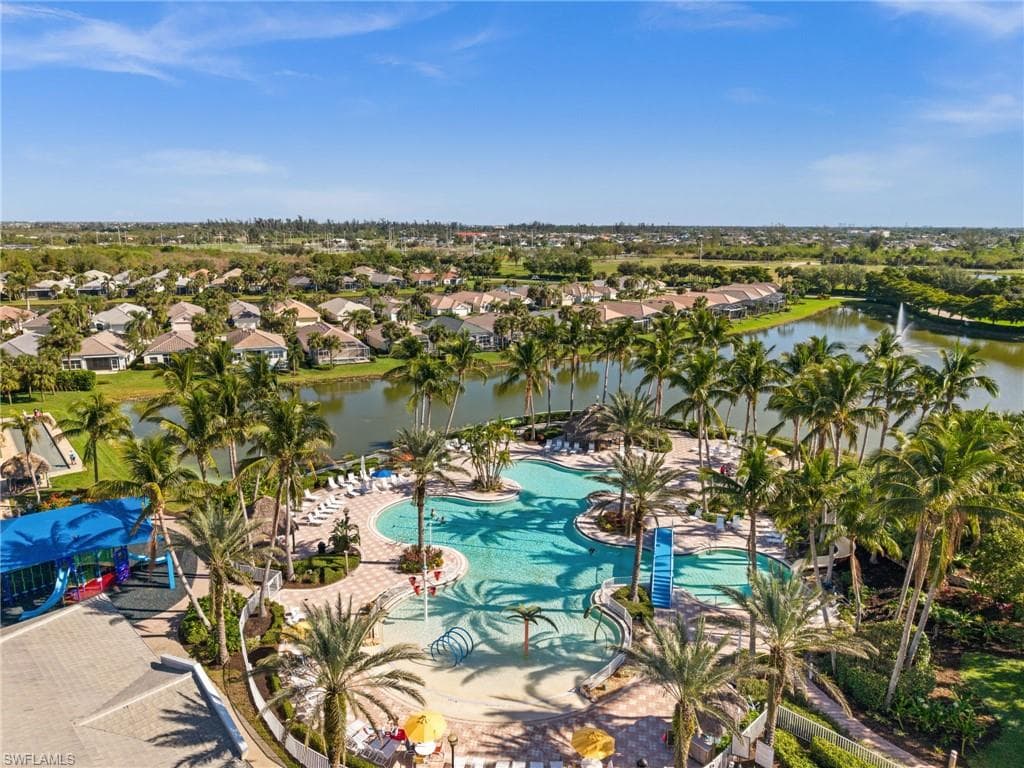 2524 Blackburn Cir, Cape Coral, FL 33991-45