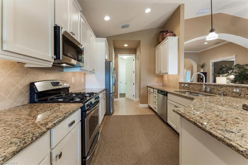 9121 Astonia Way, Estero, FL 33967-11