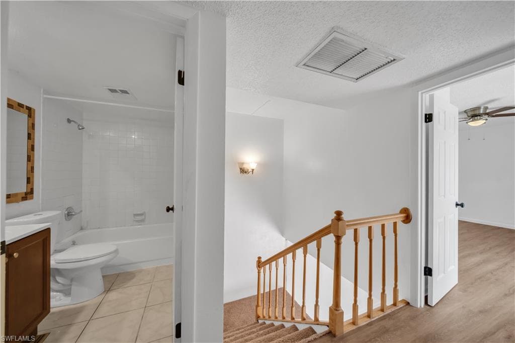 1444 Park Shore Cir 4, Fort Myers, FL 33901-17