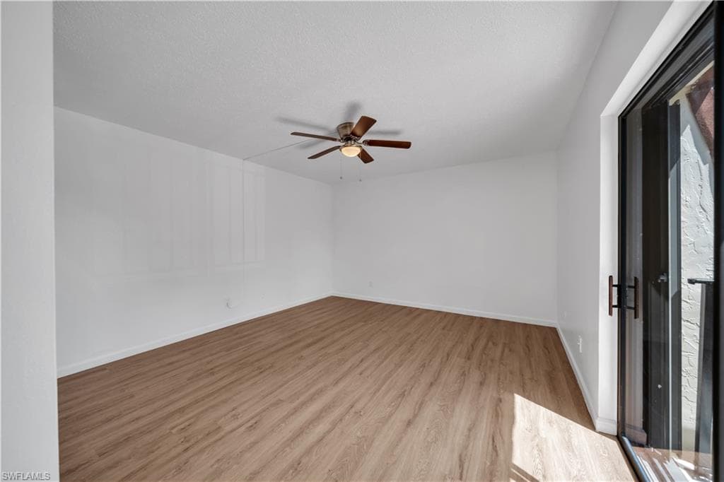 1444 Park Shore Cir 4, Fort Myers, FL 33901-21